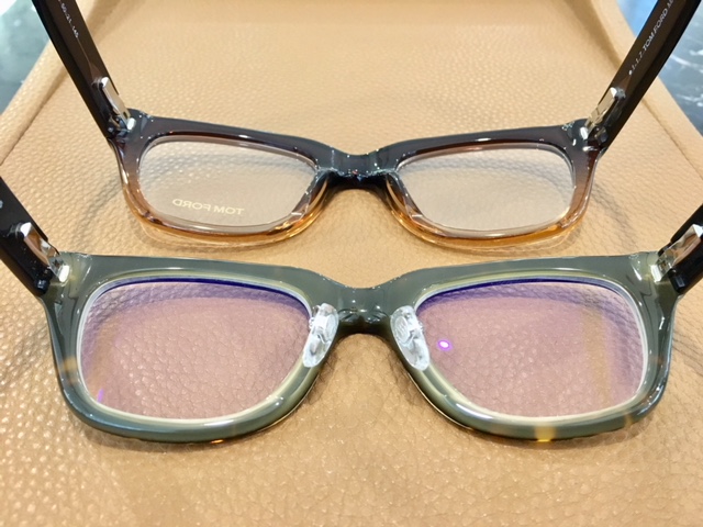 梅田店】プラスチックフレームのメガネ＆サングラスがずれるとお悩みの方、ご相談ください！ | STAFF BLOG | GLASSFACTORY  大阪、神戸のブランドメガネ、ブランドサングラスの販売店
